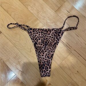 Skatie Harli Bikini Bottom Kualoa small